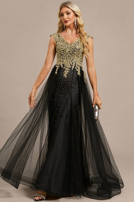 Robe Fourreau Élégante Brodée - gallery 3