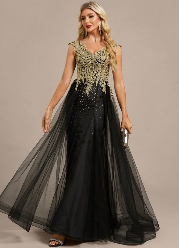 Robe Fourreau Élégante Brodée - gallery 3