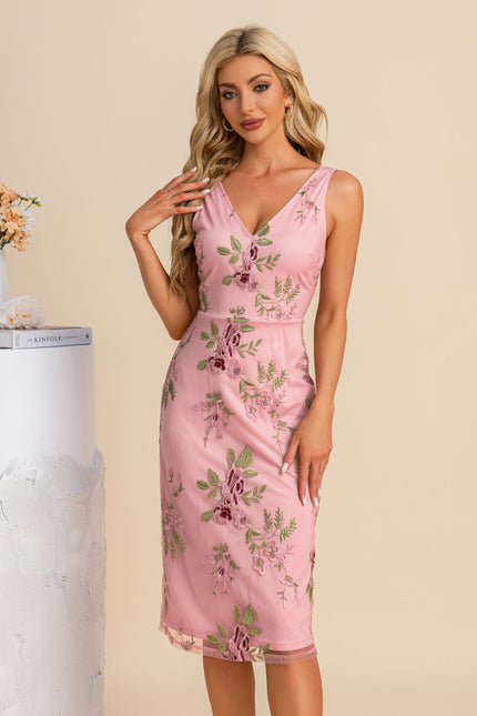 Robe Fourreau Brodée Délicate - gallery 6