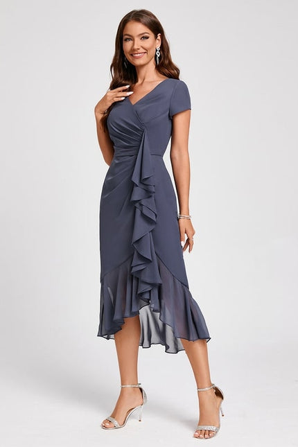 Robe Fourreau Élégance Ondulante